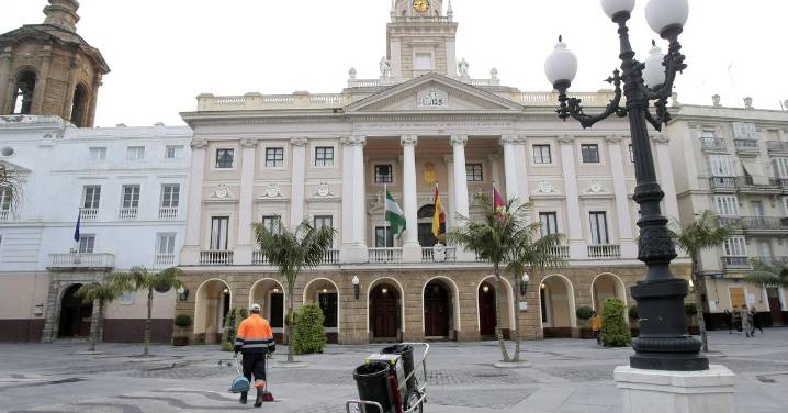 Empieza la cita previa para la oficina del padrón en Cádiz