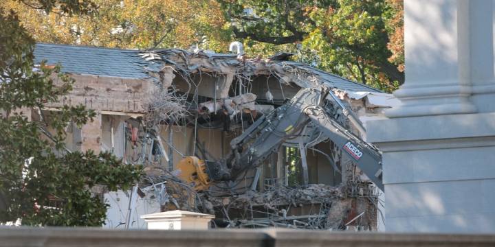White House Siding Demolished to Build Donald Trump’s Ballroom: Photos | Donald Trump, white house 