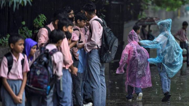 Karnataka Schools Revise Timings For Ongoing Social and Educational Survey