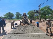 Tartagal avanza con obras clave: pavimentación del ingreso al barrio Roberto Romero y nuevas aulas en la Escuela de La Mora