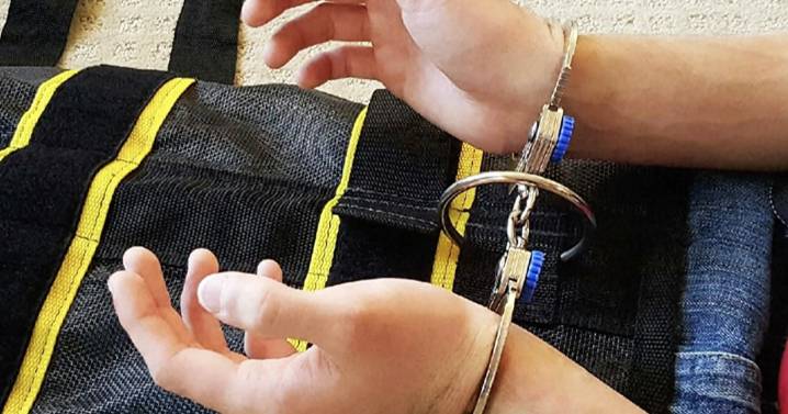 Democratic senators demand answers on ICE's use of full-body restraints on deportation flights