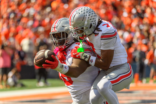 No. 1 Ohio State turns 3 takeaways into 21 points and beats No. 17 Illinois 34