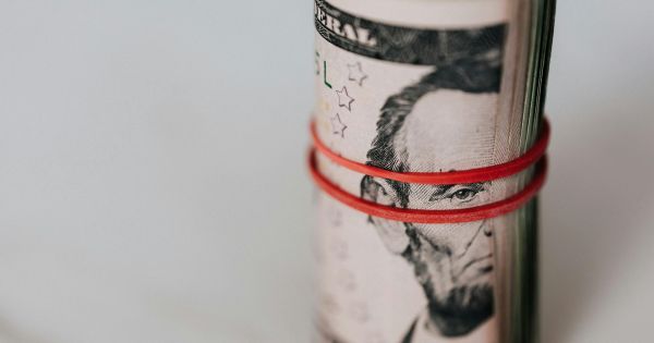 Dólar oficial HOY: así cerró la cotización de este lunes 6 de octubre