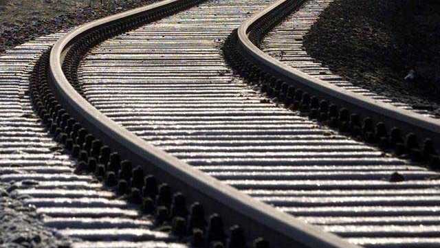 Knob Noster, Missouri, train derailment leaves 32 cars off track