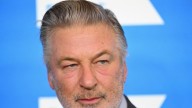 Alec Baldwin y su hermano resultaron ilesos tras sufrir un fuerte accidente automovilístico en los Hamptons