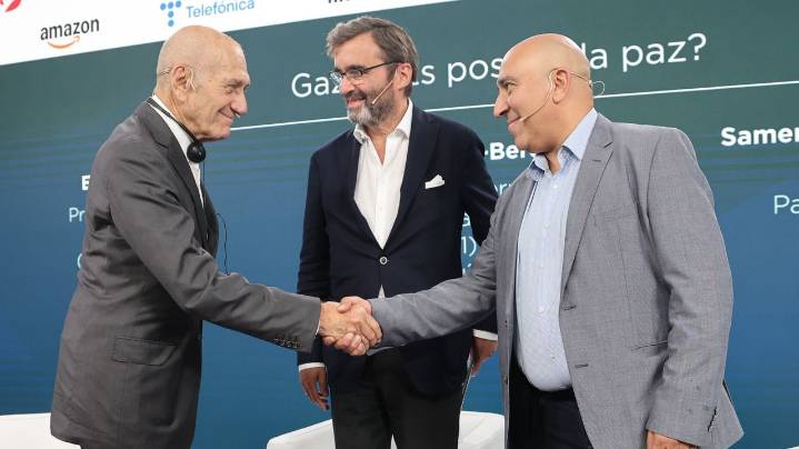 Foro La Toja: «Para entender el conflicto entre israelíes y palestinos es necesario ponerse en la piel de los dos protagonistas»