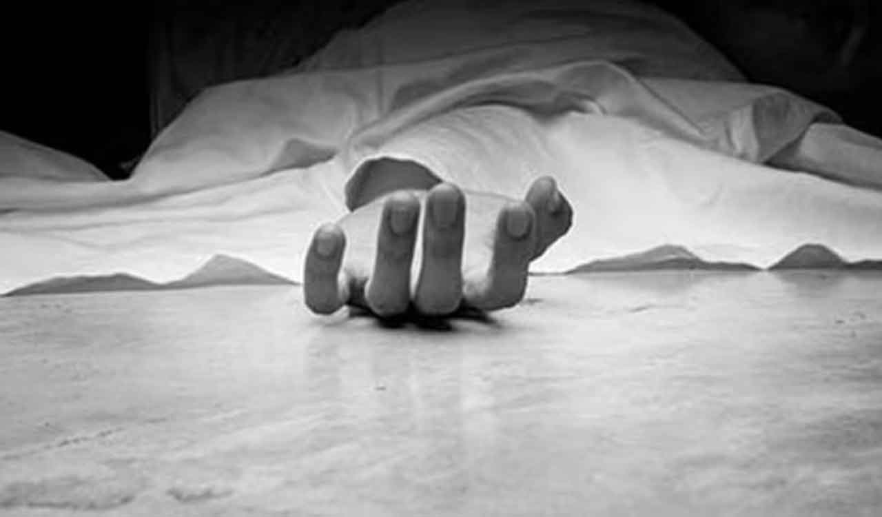 Auto driver murdered by unknown persons in Mailardevpally