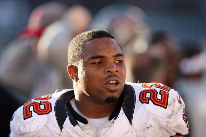 Former NFL RB Doug Martin died in Oakland police custody