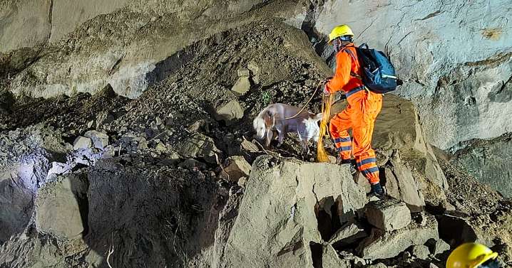 At least 15 killed, several feared trapped as landslide hits bus in Himachal; 2 children among 3 rescued