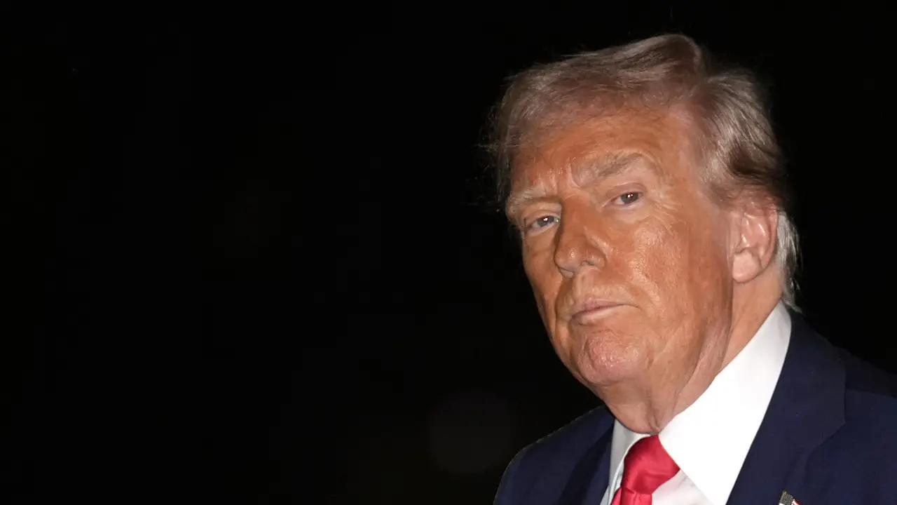 Demandan a Trump por prohibir ayuda a indocumentados con fondos destinados a víctimas