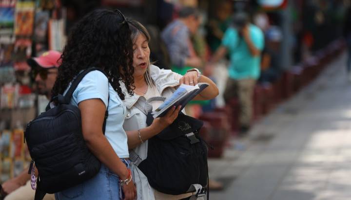 Tasa de desocupación de las mujeres bordea los dos dígitos: 9,9% en la Quinta Región