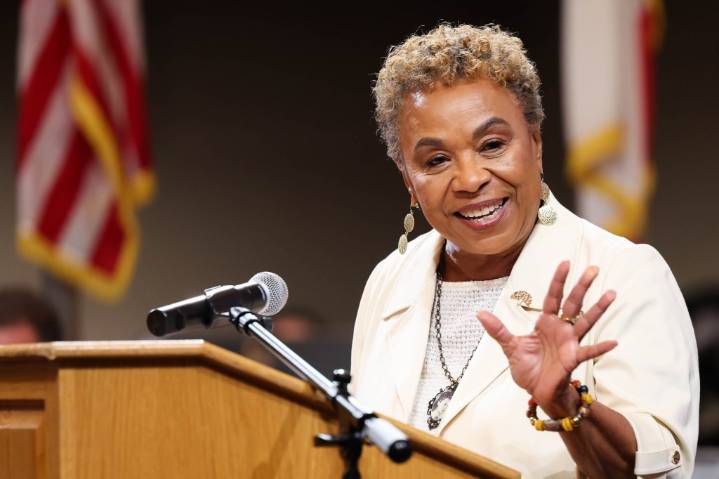 How Oakland Mayor Barbara Lee wants to change city's narrative