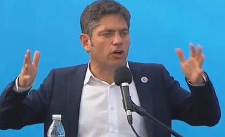 Axel Kicillof cerró campaña en San Martín: «Javier Milei es la estafa más grande de la historia argentina»