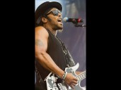 R&B icon D’Angelo dies after battle with cancer