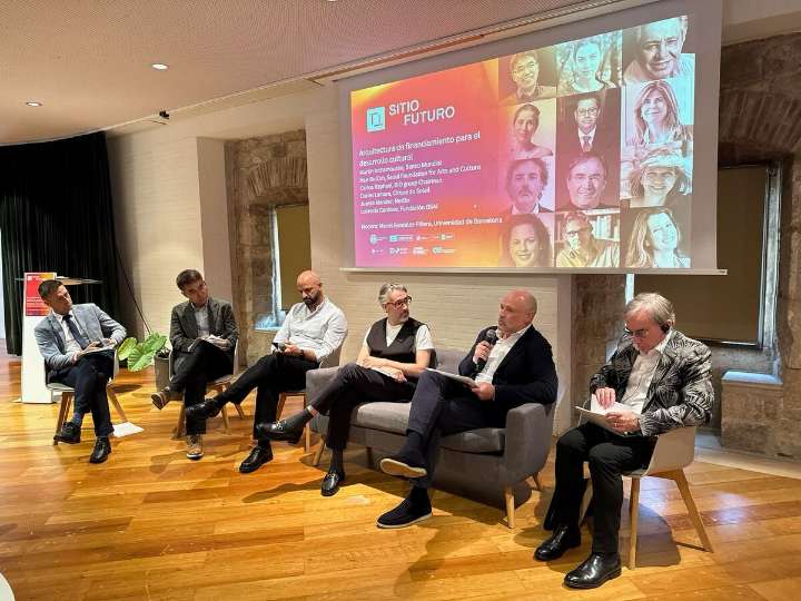 Carlos Raphael de la Madrid aboga por financiamiento cultural sustentable