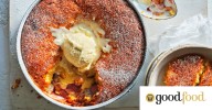Strawberry and rhubarb sponge pudding