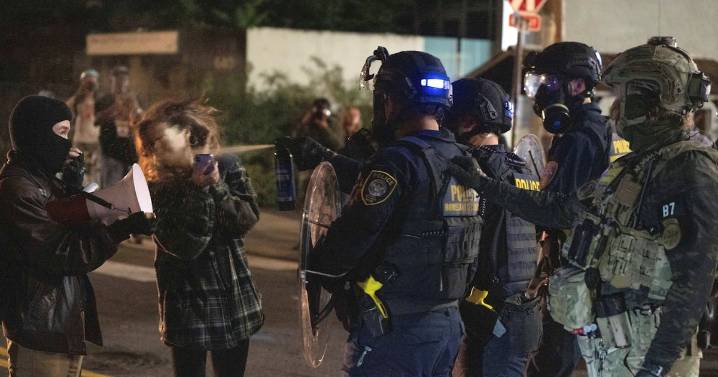 AG Pam Bondi investigating journalist’s arrest during Portland ICE facility protest