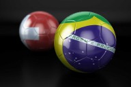 Un futbolista al que llamaron "mono" recibe una sanción mayor que su agresor en Brasil
