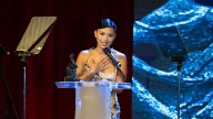 Ángela Aguilar recibe premio y hace sorprendente declaración