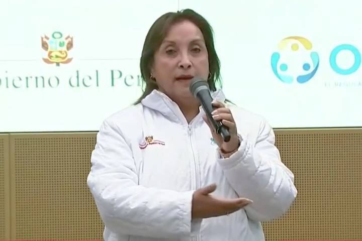 Presidenta: seguiremos avanzando en el bloqueo de celulares con historial negativo