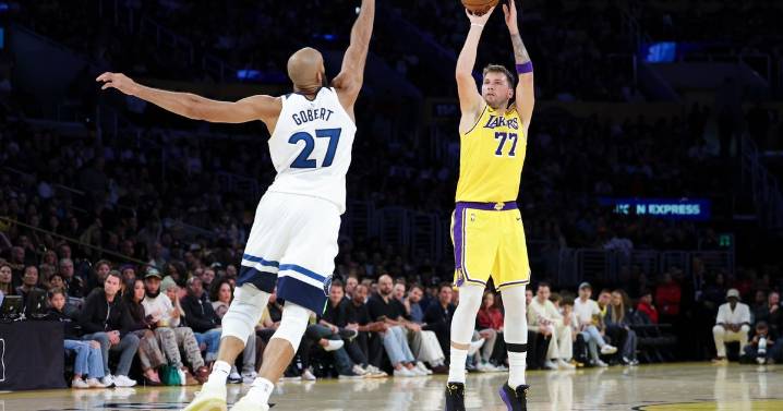 Luka Doncic scores 49 to extend his sizzling season start in Lakers' 128