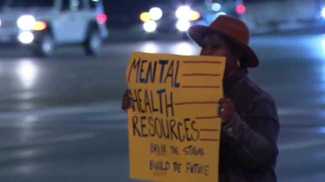 Omaha health care workers provide mental health resources during breakfast