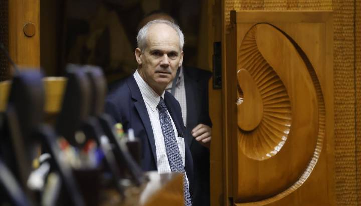 Presidente de RN calificó el apoyo del gobernador de Arica a Kast como "un caso particularmente inexplicable"