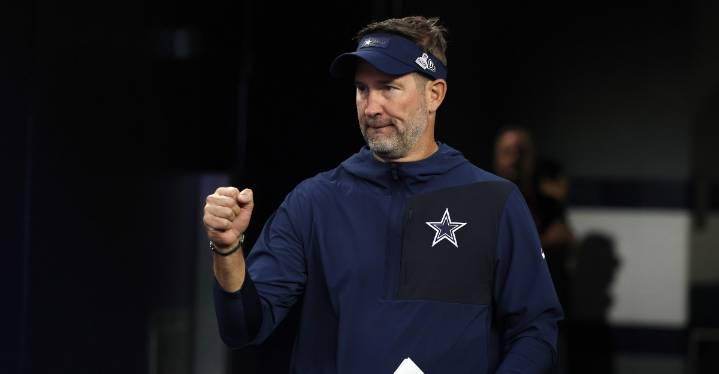 Hot Schotts: Cowboys head coach is cooking in new role calling plays