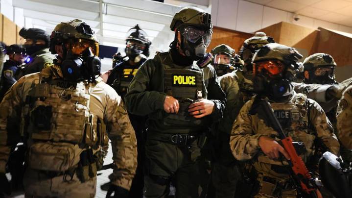 Gee praises Oregon National Guard General's decision to prioritize protecting protesters