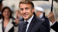 Macron ve "legítimo" debatir la ejecución provisional de penas tras la entrada en prisión de Sarkozy