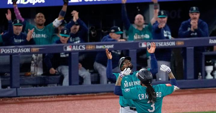 Marineros toman ventaja 2-0 sobre los Azulejos en la Serie de Campeonato de la Liga Americana