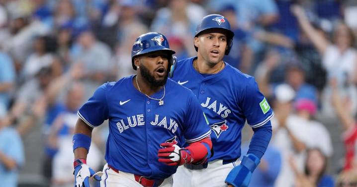 LIVE UPDATES: Blue Jays vs. Yankees Game 1
