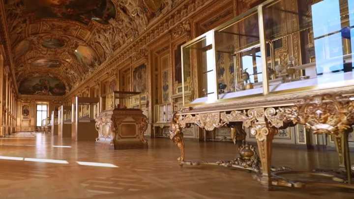 Golpe al Louvre: detuvieron a otros cinco sospechosos por el robo de joyas