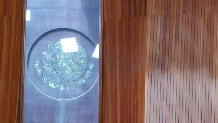 INE procederá contra consejeros que votaron por suspender consulta de revocación de AMLO