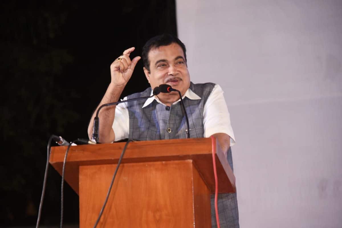 'Why Should I Take The Blame?': Road Contractor, Engineer, And Secretary Details To Be Made Public, Says Gadkari