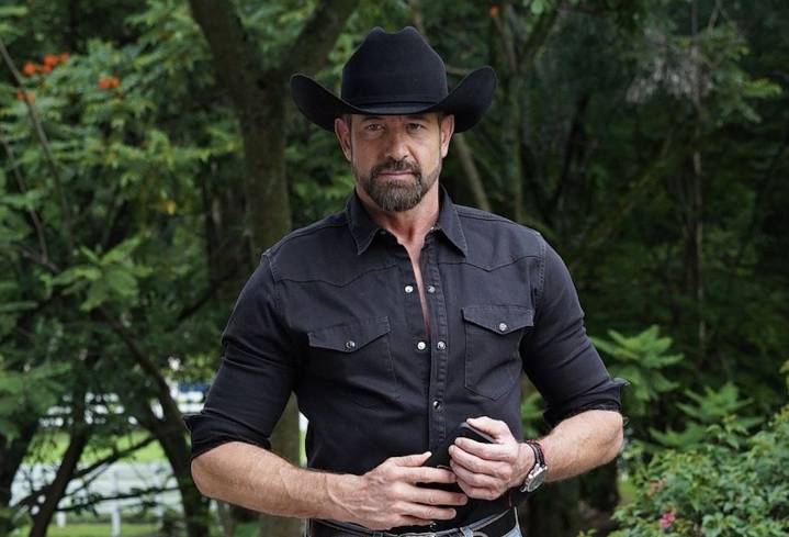 ¡Entrevista! Gabriel Soto regresa a Univision con 'Monteverde': "El año pasado fue muy complicado [para mí] y este personaje vino en el momento exacto"