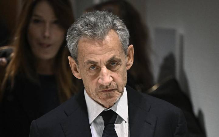 El expresidente de Francia Nicolas Sarkozy será ingresado a una cárcel el 21 de...