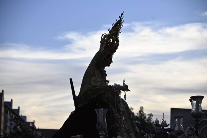 La Virgen del Rosario ya conoce las calles de Huelva