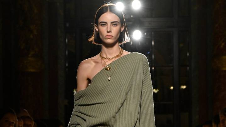 Balmain Spring 2026 Ready-to-Wear Runway, Fashion Show & Collection Review