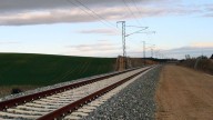 129.000 traviesas para desdoblar el tramo más largo en vía única de la línea de alta velocidad a Galicia