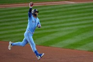 Fearless in Seattle: Jays beat Mariners in Game 4 to tie series at 2