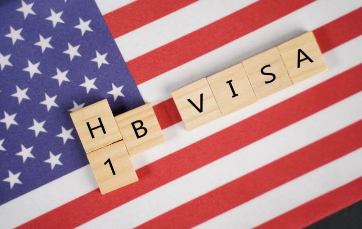 H-1B fee of USD 100,000 won't apply to status change or extension cases