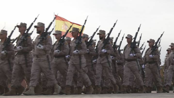 Los ensayos del desfile del 12 de Octubre toman la Base Príncipe