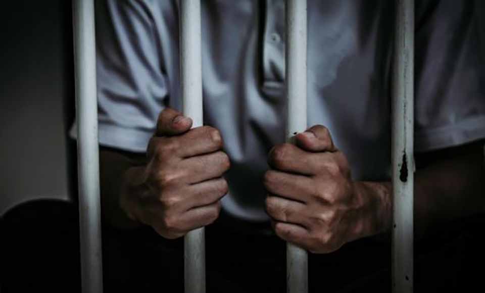 Sentencian a 26 años de prisión a sujeto que asaltó y tocó a menor en Sullana