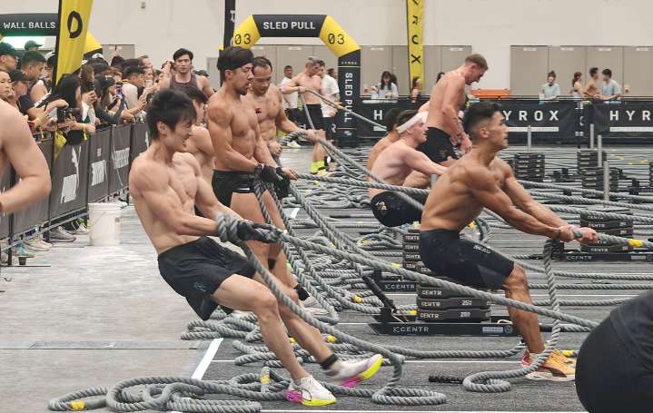 10 Reasons Why You Should Enter a HYROX Race