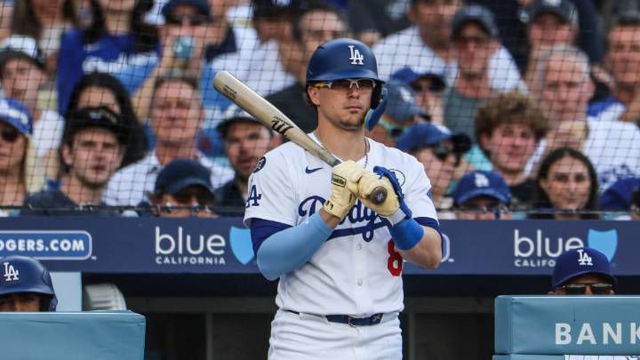 Dodgers, Phillies to resume series after off day