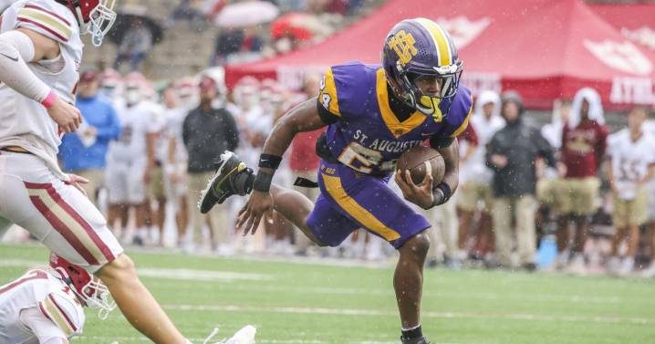 St. Augustine takes run-heavy approach in homecoming win against Brother Martin