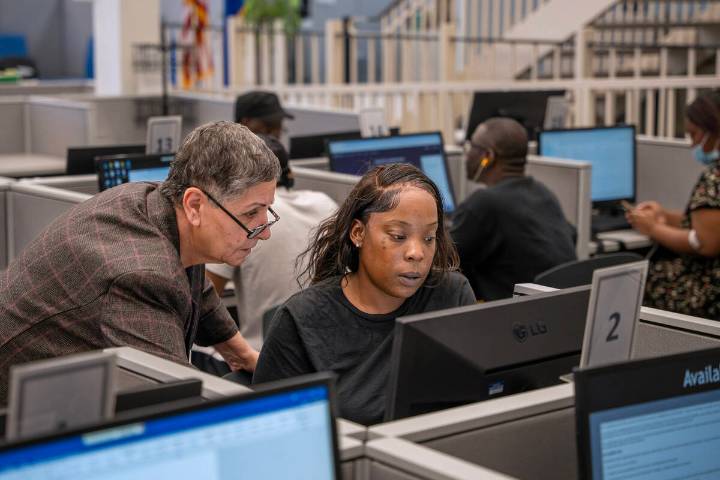 Las Vegas job market leaves applicants, businesses frustrated