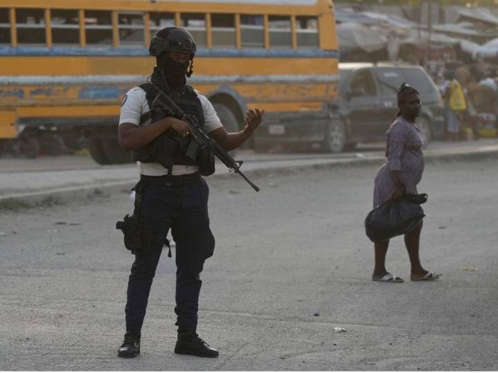 Doctors Without Borders closes centre in Haiti's capital