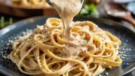 Give Alfredo Sauce A Smoky Upgrade Using This Breakfast Staple